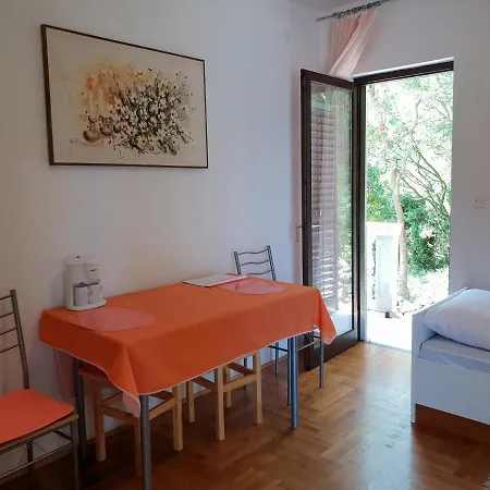 With A Parking Space Silo, Krk - 18754 Apartment